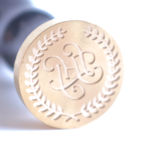 Laksegl med monogram